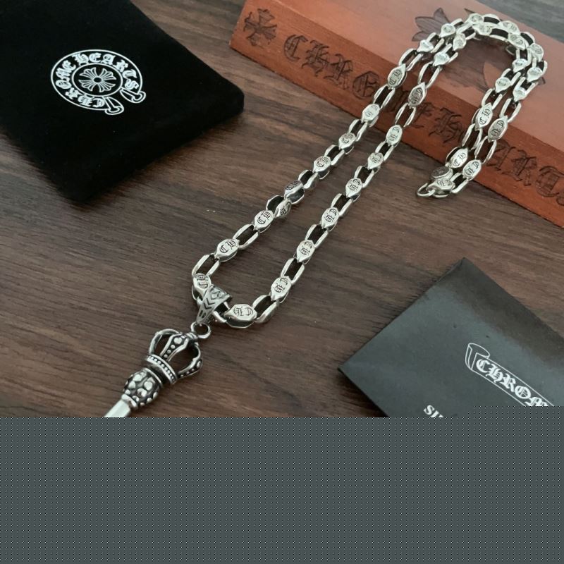 Ch**me He**ts necklaces